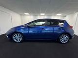 Toyota Auris Photo 4