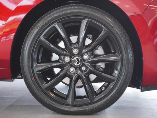Mazda 3 Photo 11a700db-b414-4855-b8fe-2ad9cb7a8c85.jpg