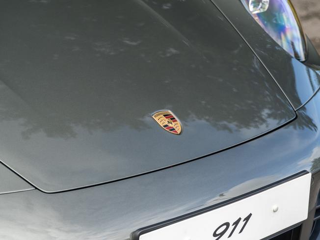 PORSCHE 911 Photo 35