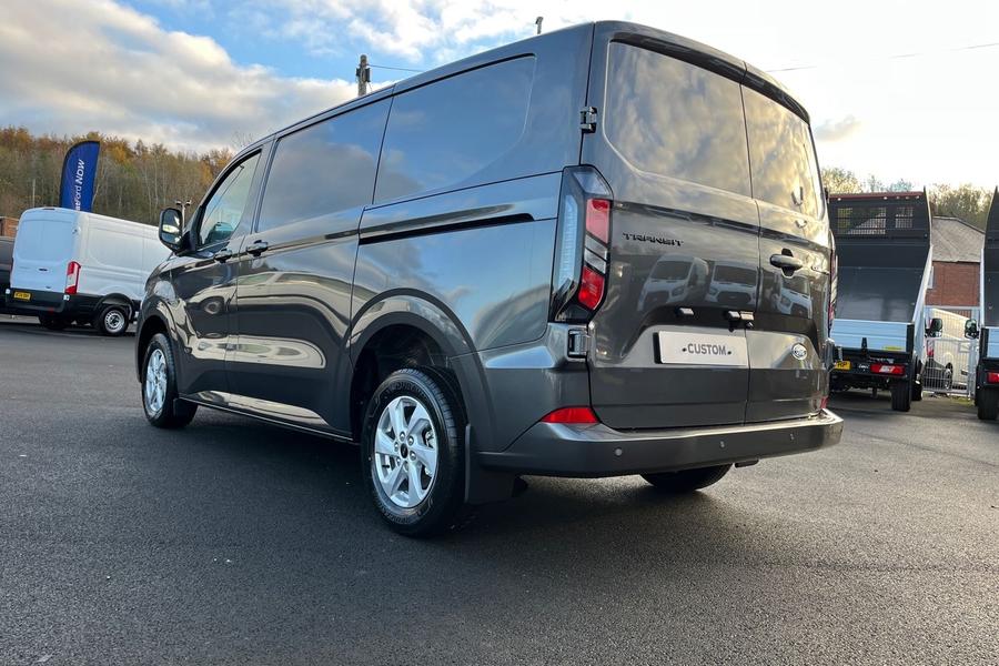 Ford TRANSIT CUSTOM Photo 11c66c42-2e88-491e-8a8b-5d33e31d690c.jpg