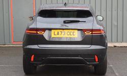 Jaguar E-PACE Photo 37