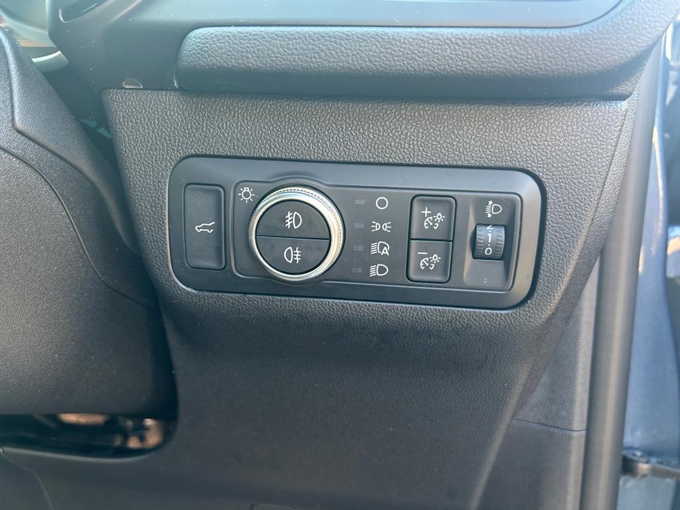 Ford Kuga Photo 11e1d930-62bf-4112-ad9e-8cc34bf46825.jpeg