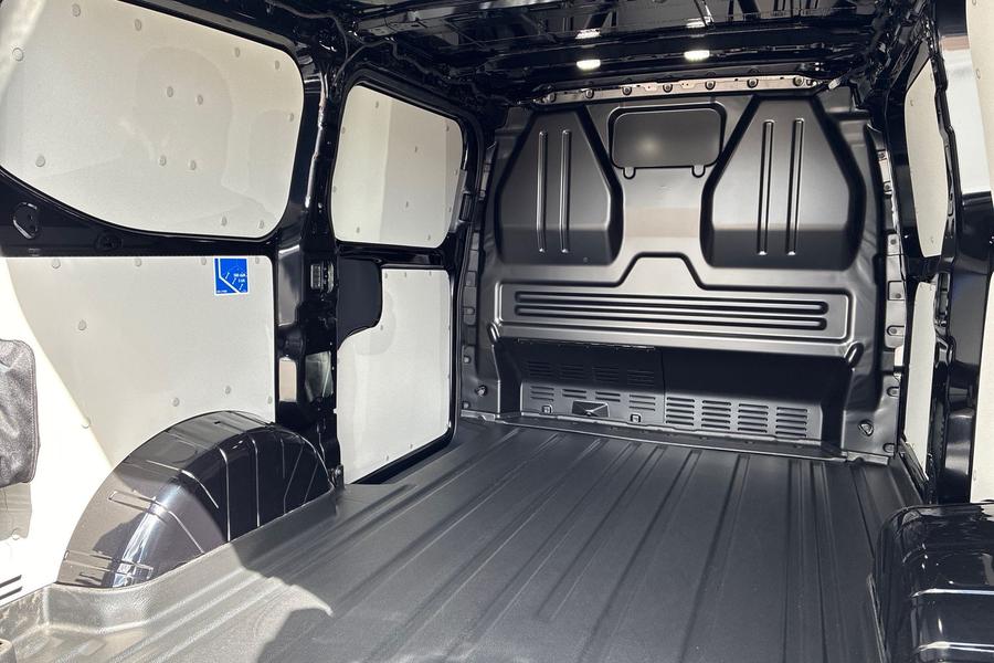 Ford TRANSIT CUSTOM Photo 11ecb9d9-b270-4664-bf8f-10efa6f2ad31.jpg