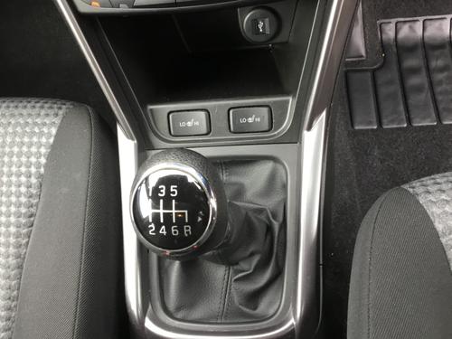 Suzuki S-Cross Photo 121806c5-e7e6-45e1-9ed7-9b9e9acce622.jpg