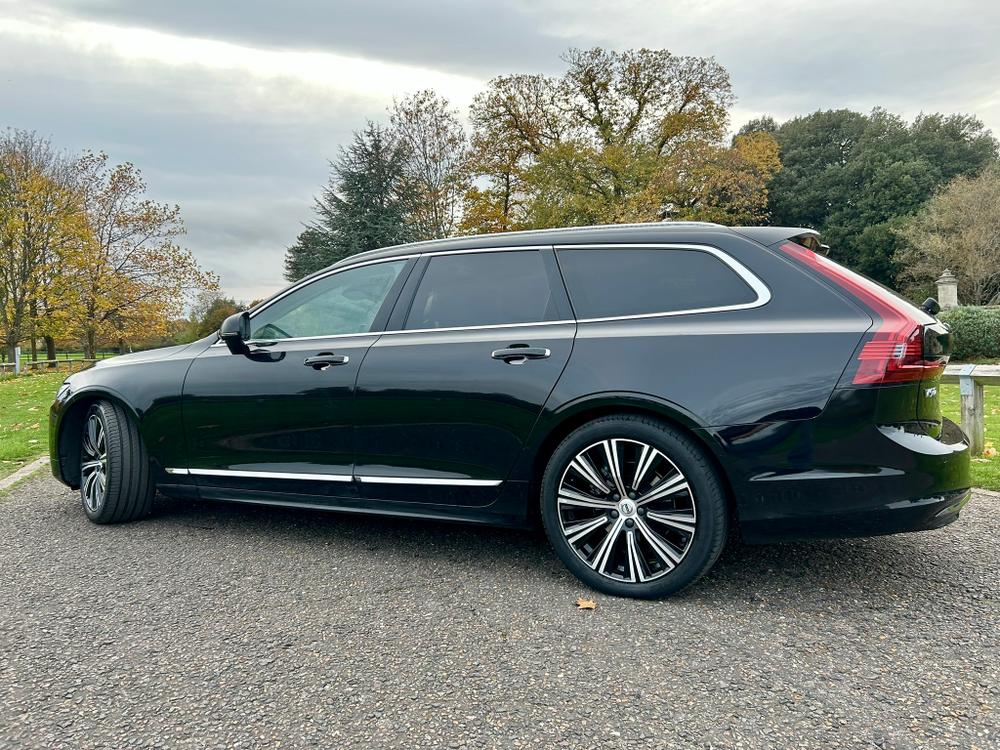 Used Volvo V90 VK22HVV 26