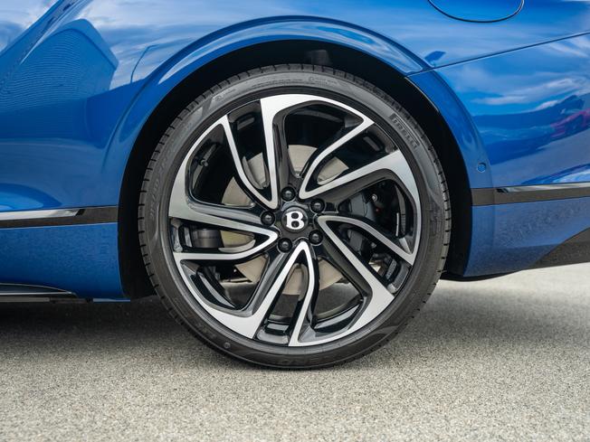 BENTLEY Continental GT  Photo 6