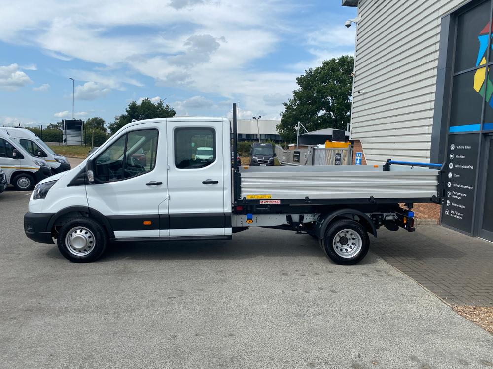 Ford Transit Photo 124ed0a1-ae13-4326-b7d5-bc07c7e53674.jpg