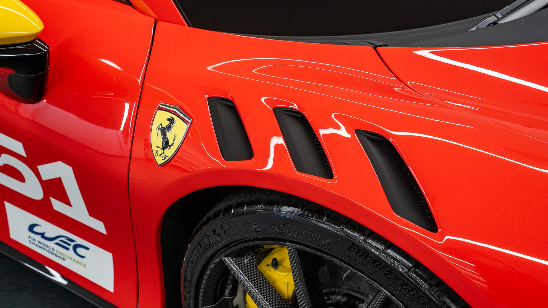 Ferrari SF90 XX Stradale Photo 12622f6b-71e8-40b6-815f-7acb842124fa.jpg