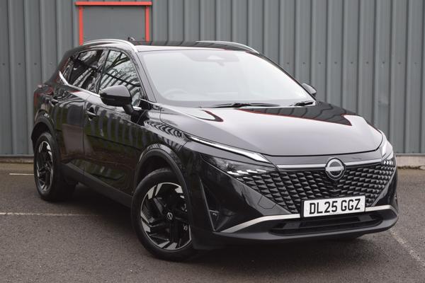 Used 2025 Nissan QASHQAI 1.3 DiG-T MH 158 N-Connecta 5dr Xtronic Black at SERE Motors