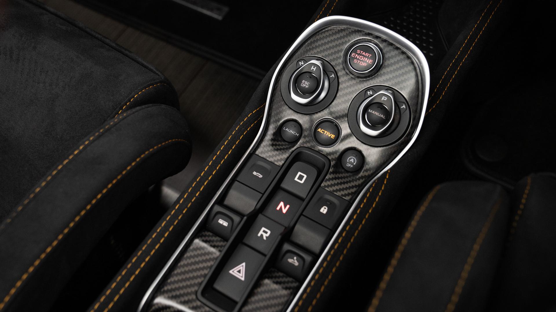 McLaren 600LT Photo 126a6275-fd39-424c-a7d0-7970d919f072.jpg