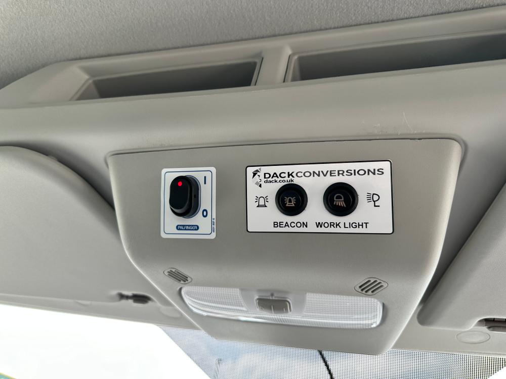 Ford Transit Photo 1278c327-5bf1-4d89-8d47-1ffc89cc9c42.jpg
