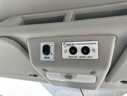 Ford Transit Photo 11