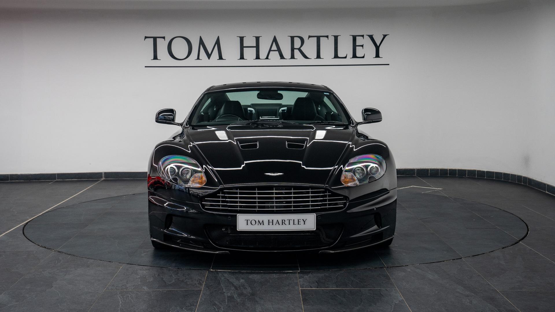 Aston Martin DBS Photo 127f6eb8-495c-4b90-aae0-09cd5d69fd22.jpg