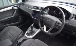 SEAT ARONA Photo 2