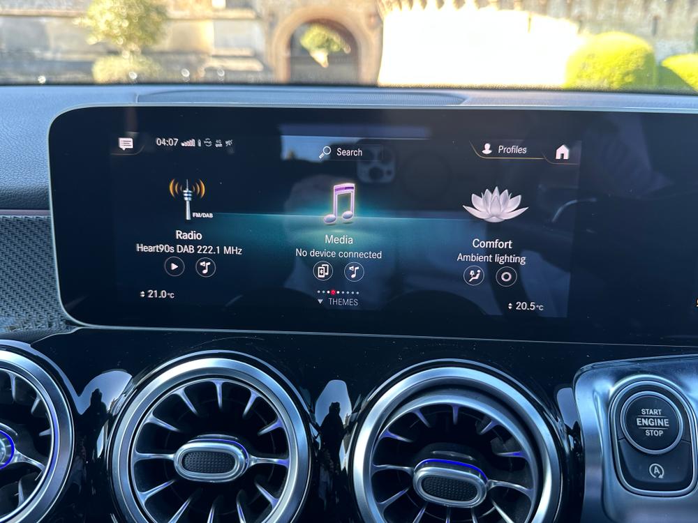 Used Mercedes-Benz GLB YR70CWF 25