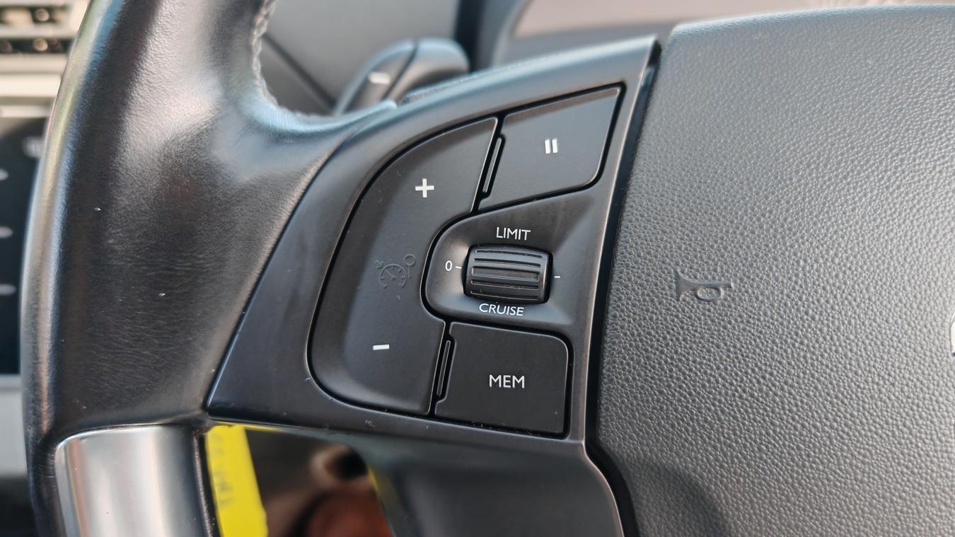Used Citroen C4 Picasso WX66VYU 31