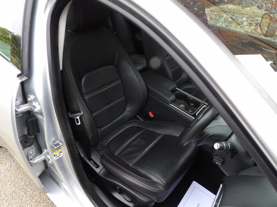 Used Jaguar XE GK17GKF 17