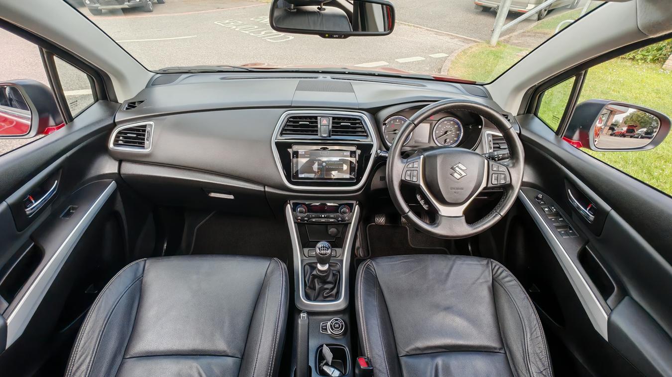 Used Suzuki SX4 S-Cross KL19KWX 27