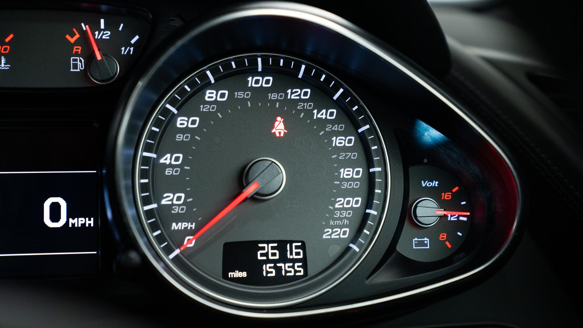 Audi R8 Photo 12e73b90-e35e-4336-99f9-8b9ae08c2561.jpg