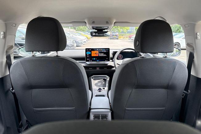 Volkswagen T-Roc Photo 32