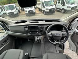Ford Transit Photo 11