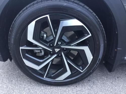 Changan Deepal S07 Photo 1303c78d-1066-438d-9d4f-ab2f7eb1ab33.jpg