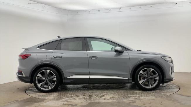 Audi Q4 E-Tron Photo 4