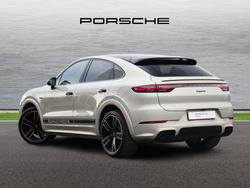 PORSCHE Cayenne Photo 2