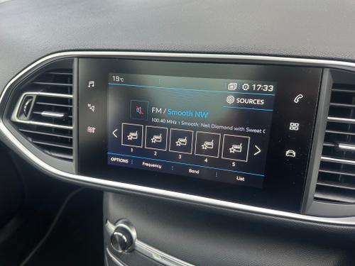Peugeot 308 SW Photo 1317a34a-5e1f-4204-83fc-de37ed843be0.jpeg