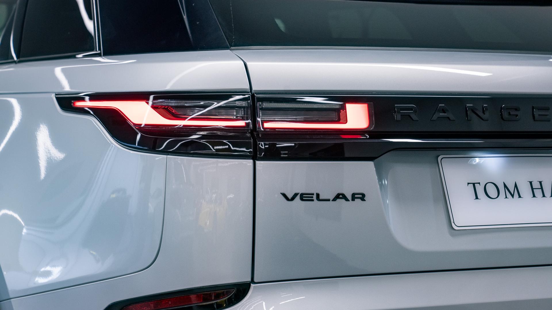Land Rover Range Rover Velar Photo 131c7e6f-eb50-4752-9899-6e222979a7a3.jpg