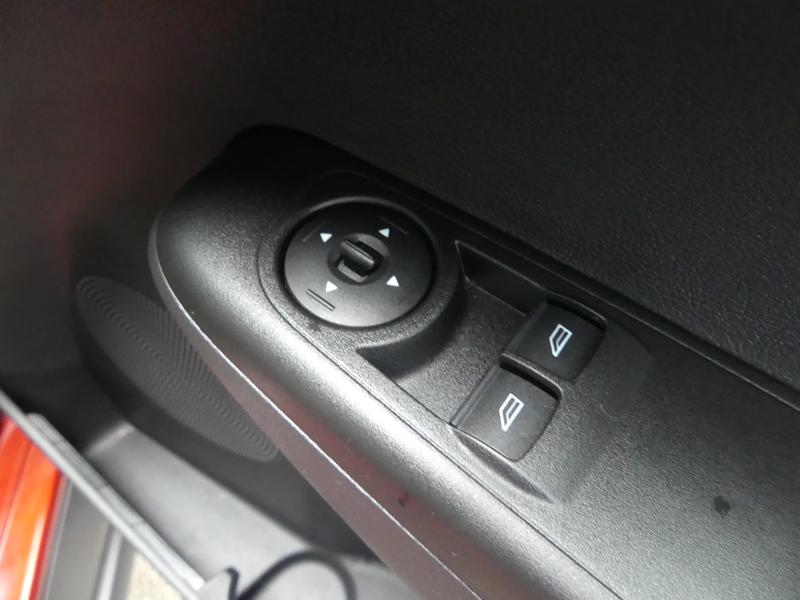 Ford Tourneo Courier Photo 132c9ca2-0151-440e-bfff-6ef8ffb170d4.jpg