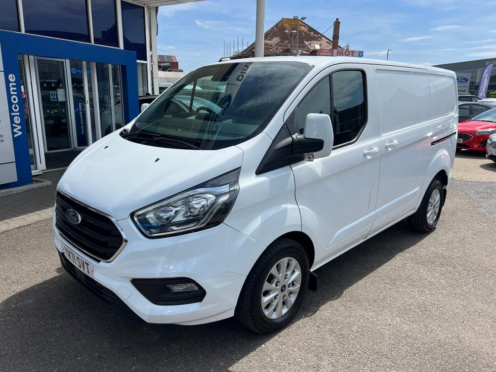 Ford Transit Custom Photo 13328861-d3b4-4465-9b5e-4d82b5986231.jpeg