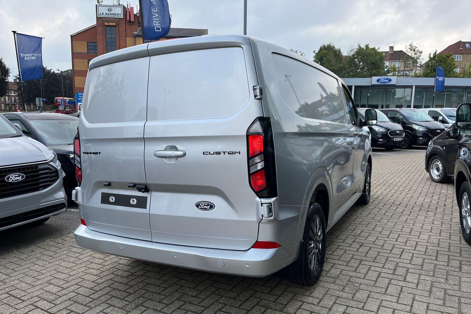 Ford TRANSIT CUSTOM Photo 21