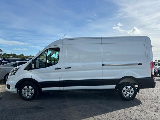 Ford Transit Photo 136c8405-8904-48e2-a469-18a6b18c26d5.jpg
