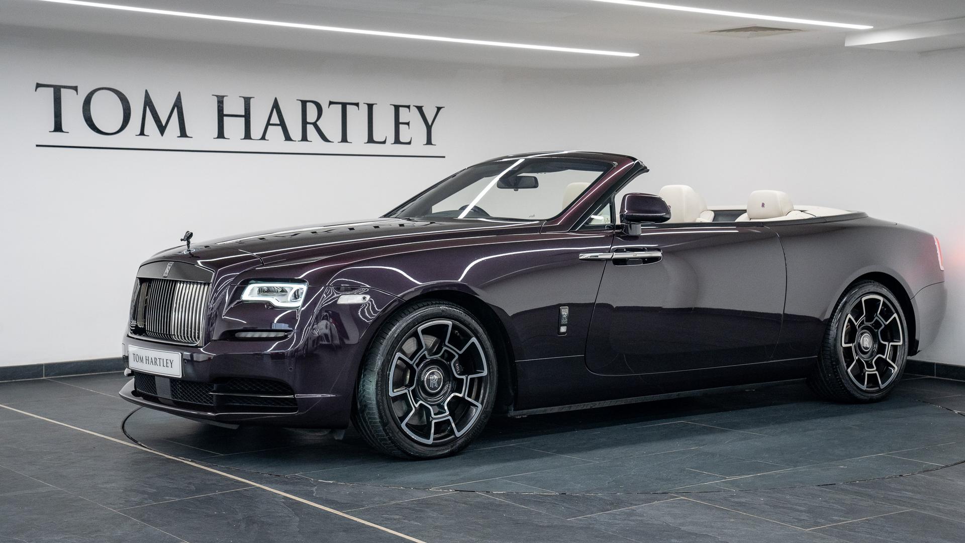 Rolls-Royce Dawn Photo 1371b7b9-4a2a-42a1-872f-d20dc08a95ae.jpg