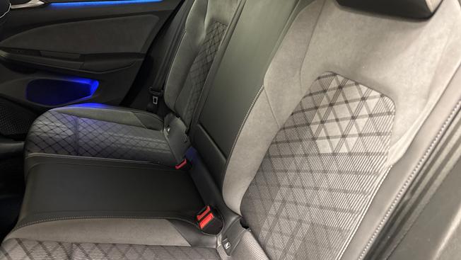 VOLKSWAGEN Golf Photo 7