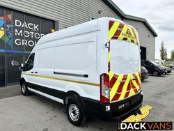 Ford Transit Photo 21