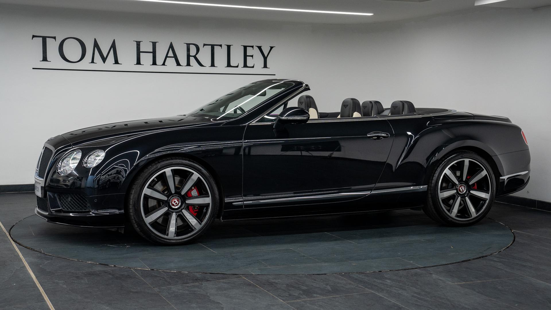 Bentley Continental GTC Photo 137d0422-729f-409f-97b7-ed8d04a03dd9.jpg