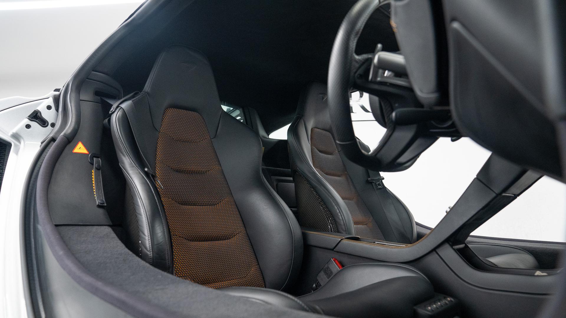 McLaren MP4-12C Photo 1386c989-7a69-46c0-ac90-f5b5e721194b.jpg
