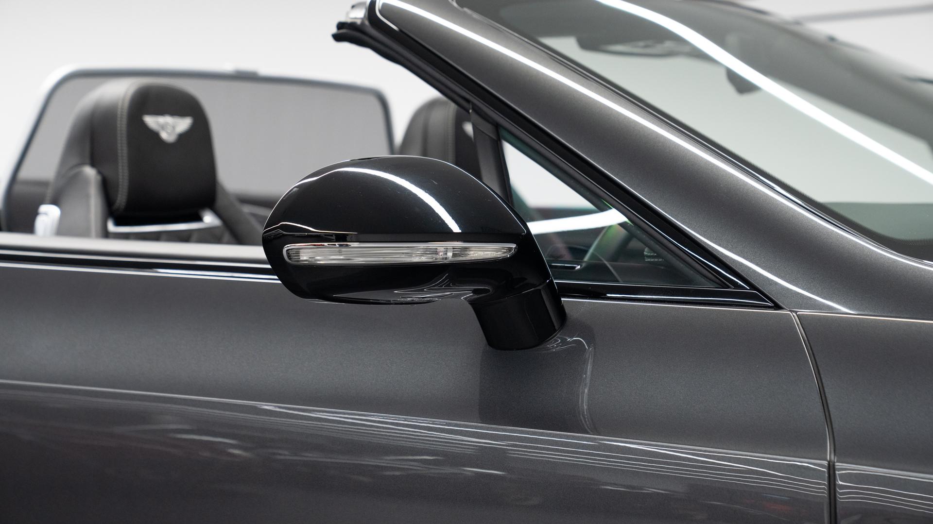 Bentley CONTINENTAL Photo 1389299d-c56f-491b-9735-631bdfff0920.jpg
