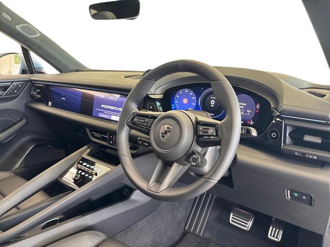 Porsche Macan Photo 10