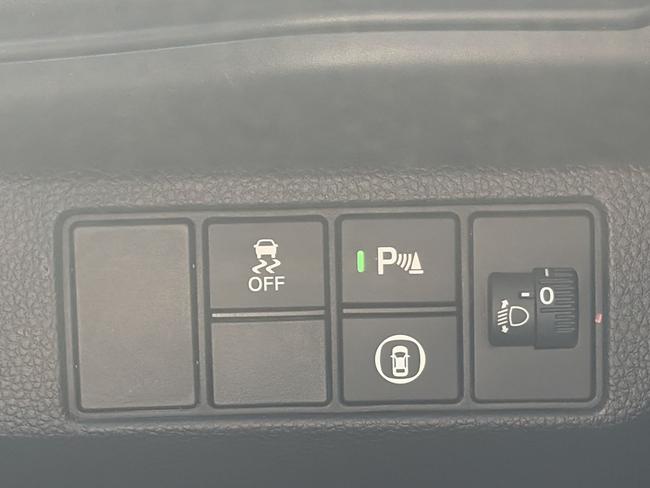 Honda HR-V Photo 1391448c-8abe-4ad1-8300-be03dbda7710.jpg