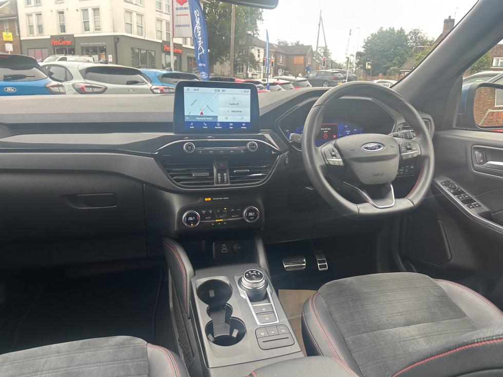 Ford Kuga Photo 1394d994-77da-4396-8840-f0af6ec1a62d.jpeg