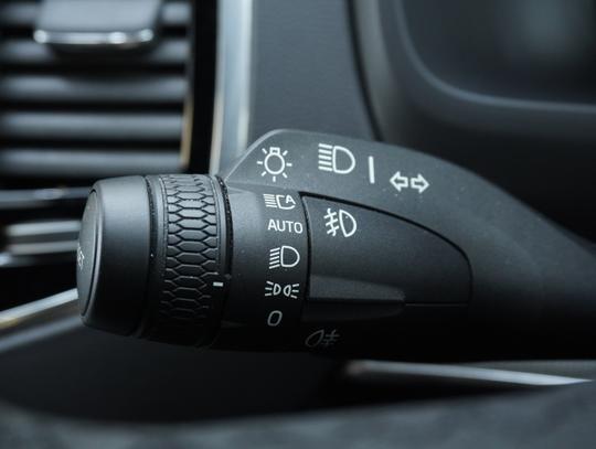 Volvo XC90 Photo 13a8a6e7-b21c-490b-8c9d-1eb68b6d02cf.jpg