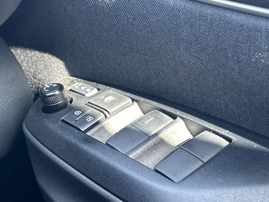 Mazda Mazda2 HYBRID Photo 13b1e96c-9fbf-4fde-89c6-6da779896f14.jpg