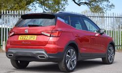 SEAT ARONA Photo 3