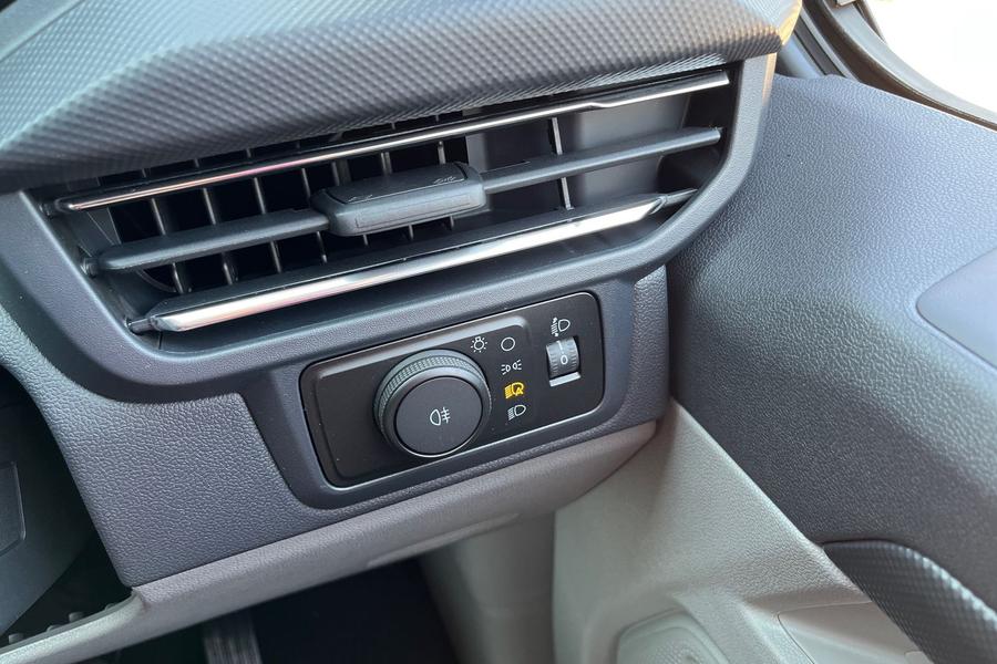 Ford TRANSIT CUSTOM Photo 13e522ef-9a49-4ef5-a8df-ff31d6d43f26.jpg