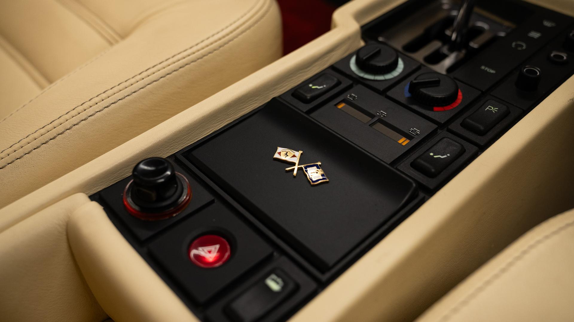 Ferrari 512 Photo 13eee680-cc45-48bf-a436-2fe7244be274.jpg