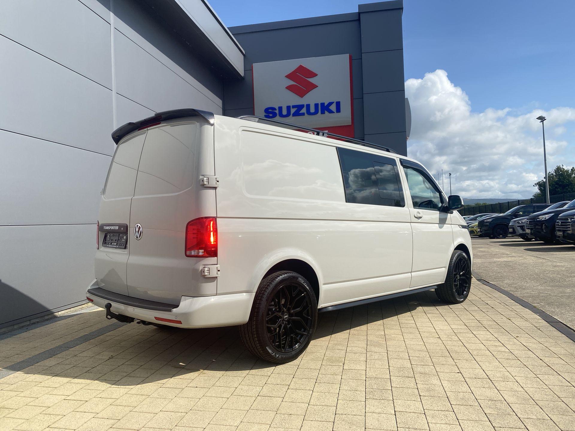 2023 Volkswagen TRANSPORTER T32 LWB 2.0 TDI 150 Highline Kombi Van DSG - vehicle photo 5 for sale on PureCar