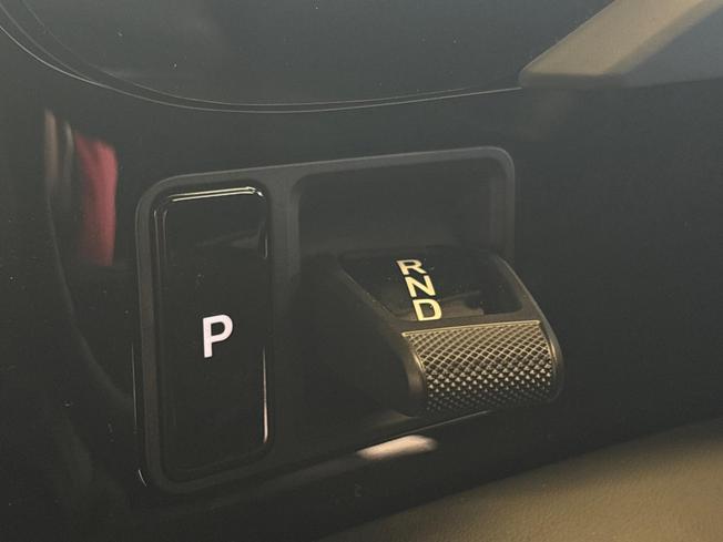 PORSCHE Taycan Photo 12